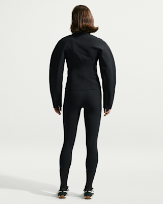 W+NRG+JACQUEMUS+STIRRUP+LGN.png